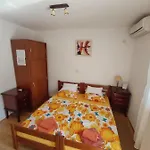 Vala 3*