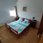 Vala 3* Vinišće