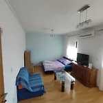Vala 3* Vinišće