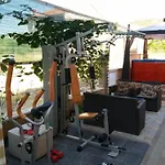 Vala 3* Vinišće