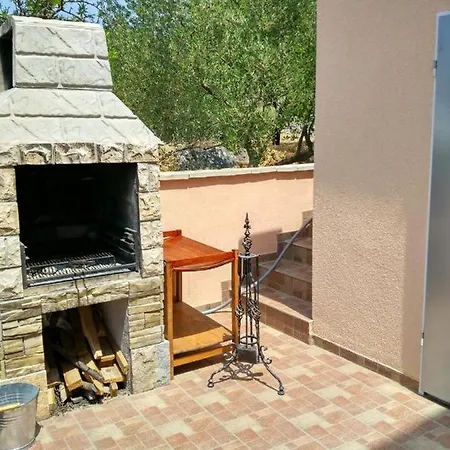 Vala Guest house