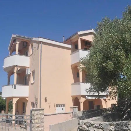 Vala Guest house *
