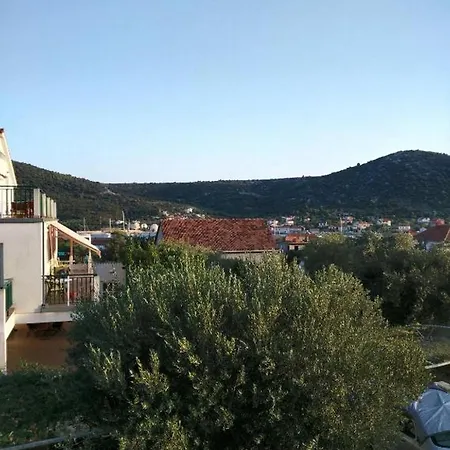 Guest house Vala *