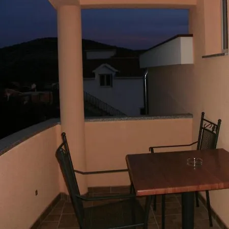 Vala Vinišće