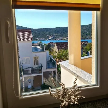 Vala Vinisce